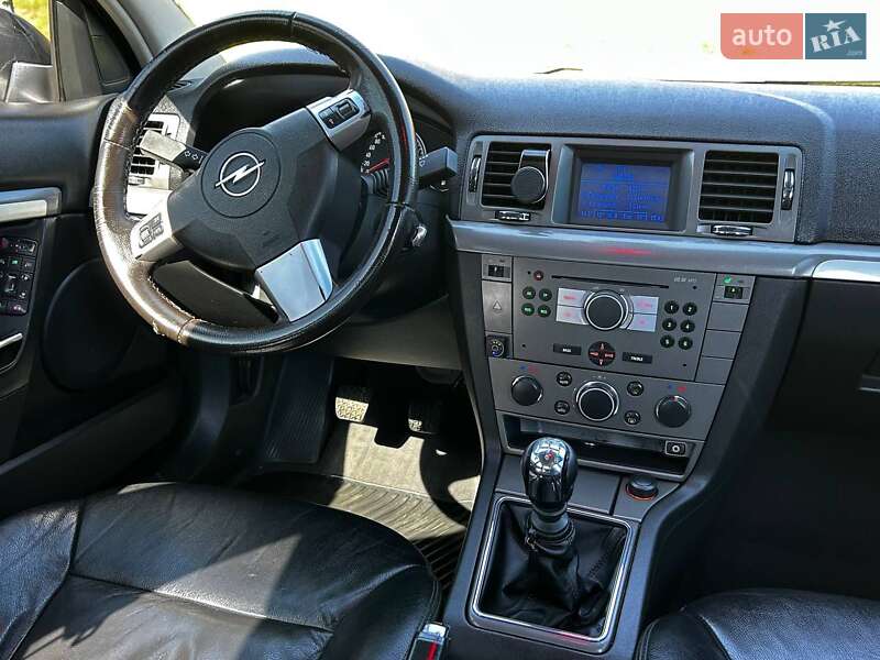 Седан Opel Vectra 2007 в Бориславе
