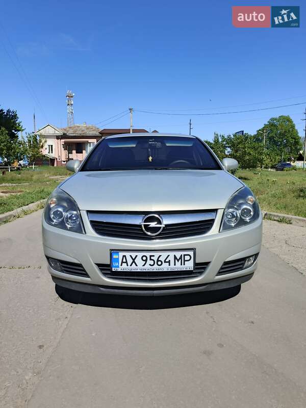 Седан Opel Vectra 2006 в 