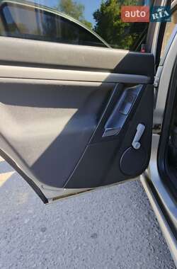 Седан Opel Vectra 2006 в 