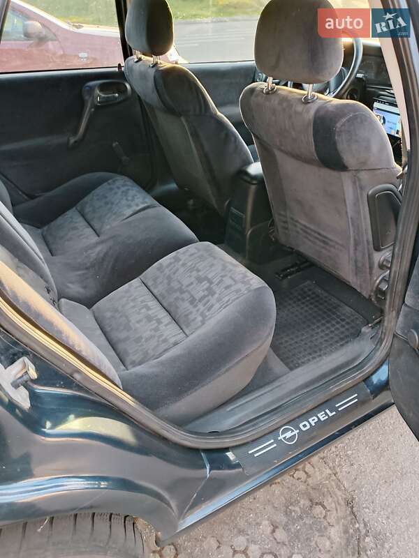Универсал Opel Vectra 2000 в Белой Церкви