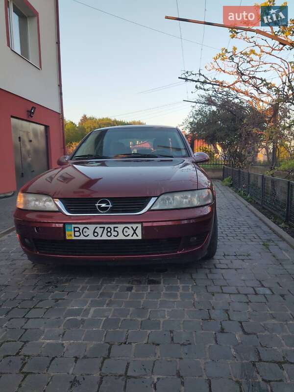 Седан Opel Vectra 2001 в Львові