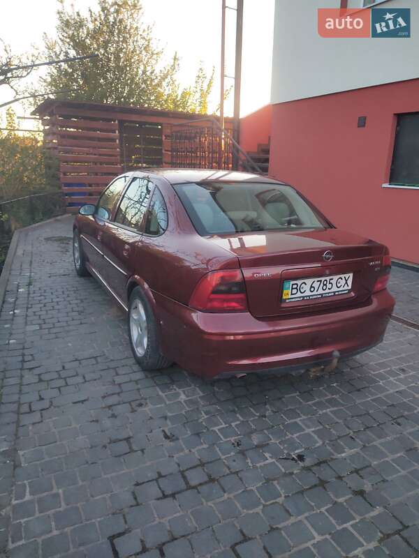 Седан Opel Vectra 2001 в Львові