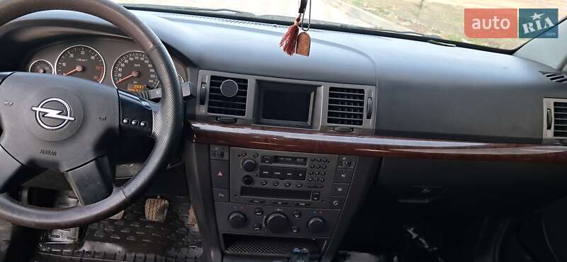 Седан Opel Vectra 2003 в Самборе