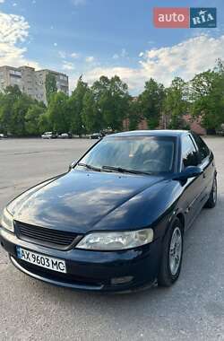 Лифтбек Opel Vectra 1996 в Лозовой