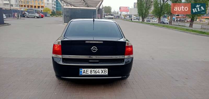 Седан Opel Vectra 2007 в Днепре