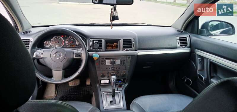 Седан Opel Vectra 2007 в Днепре
