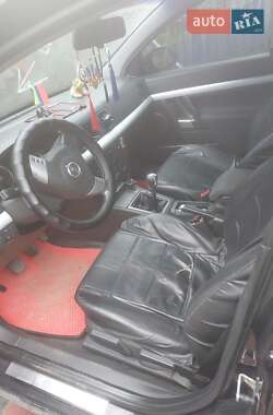 Лифтбек Opel Vectra 2003 в 