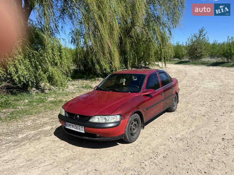 Седан Opel Vectra 1996 в 