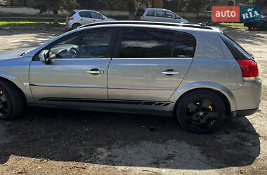 Лифтбек Opel Vectra 2003 в 