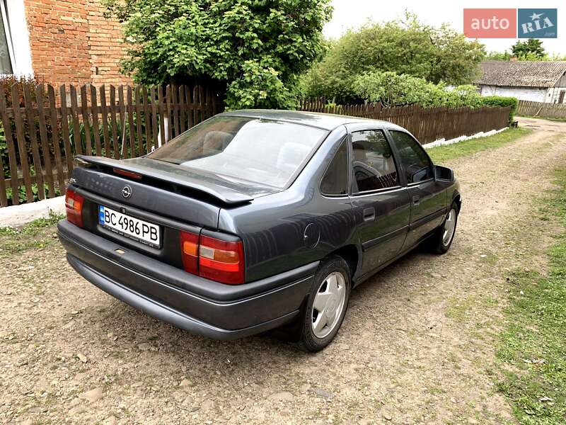 Седан Opel Vectra 1994 в Каменке-Бугской