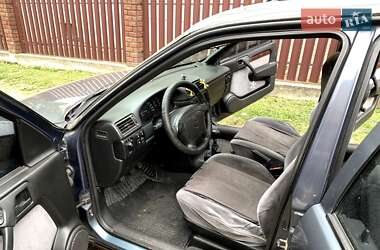 Седан Opel Vectra 1994 в 