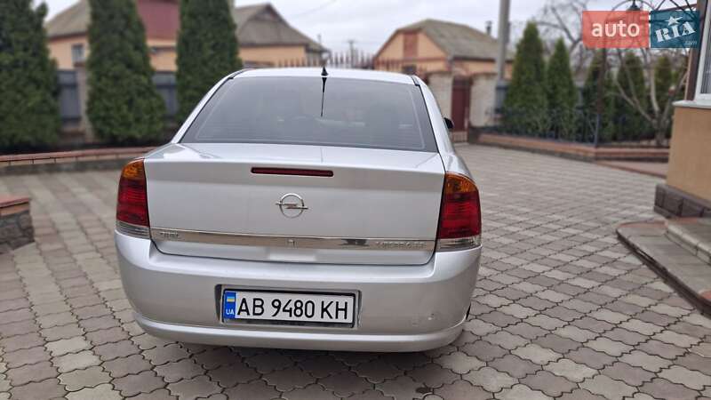 Седан Opel Vectra 2006 в Чечельнике