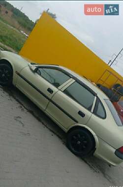 Седан Opel Vectra 1996 в 