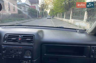 Седан Opel Vectra 1989 в 