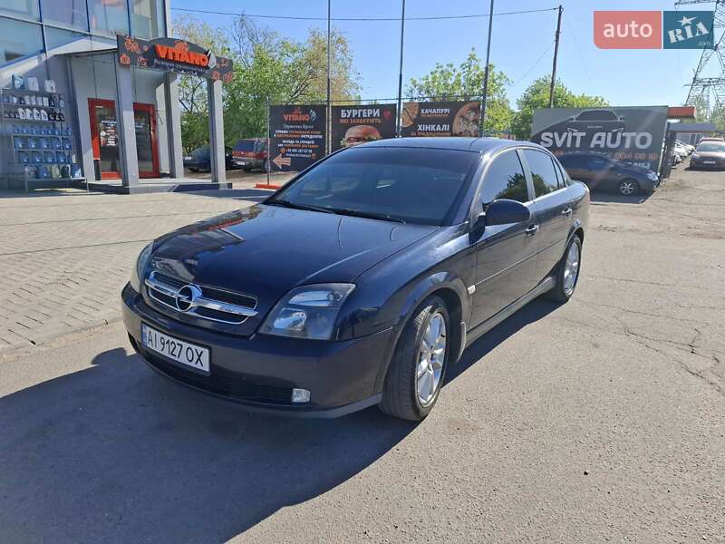 Седан Opel Vectra 2004 в Миколаєві