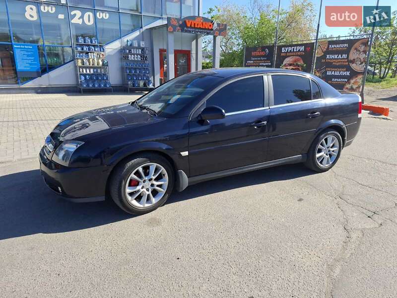Седан Opel Vectra 2004 в Миколаєві