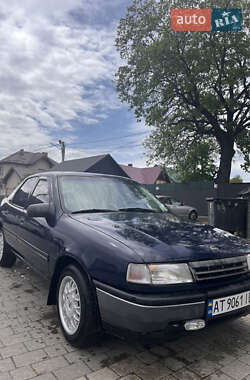 Лифтбек Opel Vectra 1990 в 