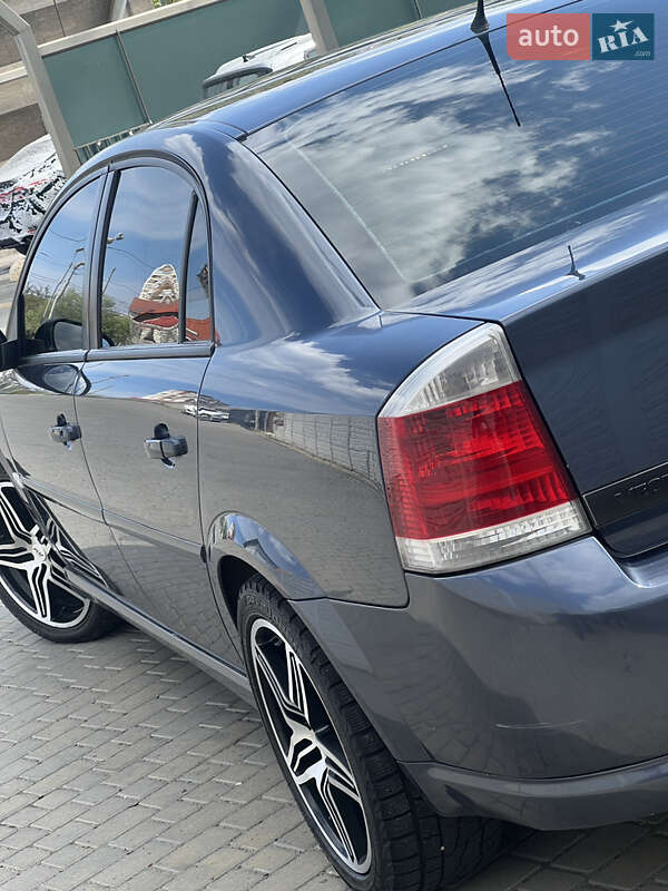 Седан Opel Vectra 2007 в Одесі