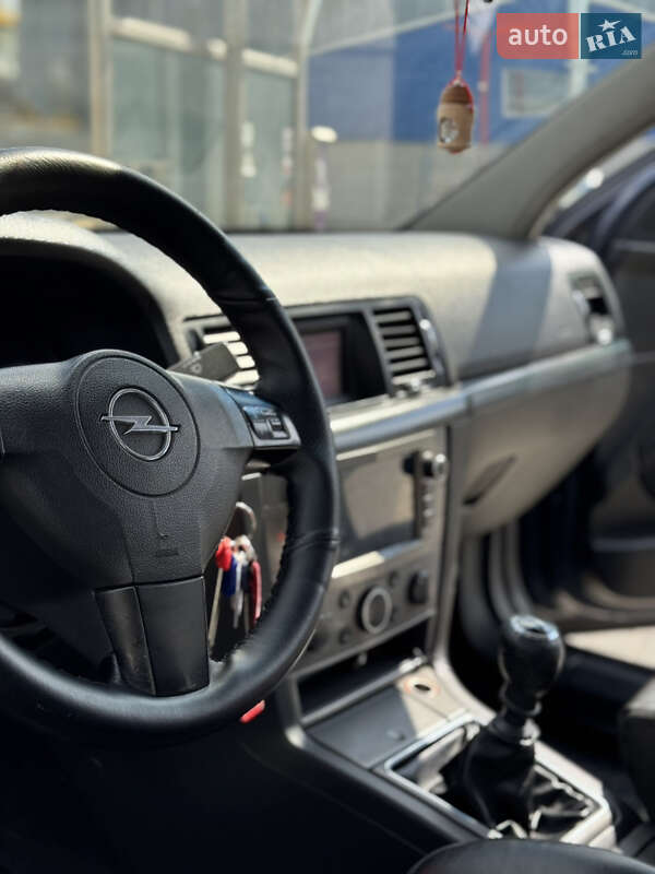 Седан Opel Vectra 2007 в Одесі