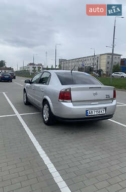 Седан Opel Vectra 2005 в 