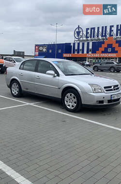 Седан Opel Vectra 2005 в 