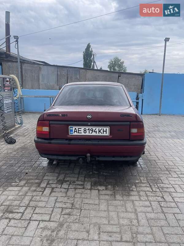 Седан Opel Vectra 1992 в Новомосковську