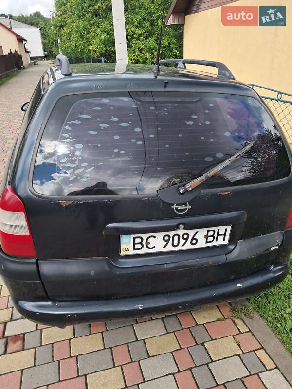 Універсал Opel Vectra 1997 в Старому Самборі