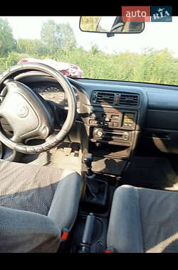 Седан Opel Vectra 1995 в 