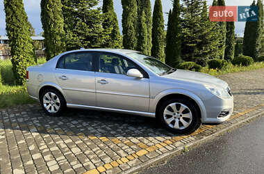 Седан Opel Vectra 2005 в 