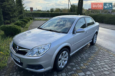 Седан Opel Vectra 2005 в 