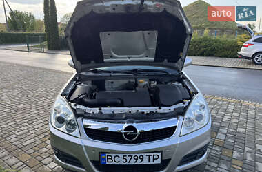 Седан Opel Vectra 2005 в 