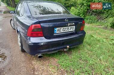 Седан Opel Vectra 1999 в 