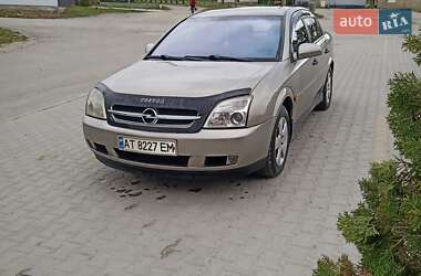 Седан Opel Vectra 2004 в Новой Ушице