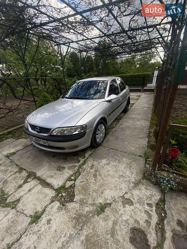 Седан Opel Vectra 1996 в 