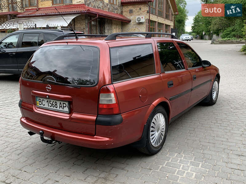 Універсал Opel Vectra 1998 в Львові