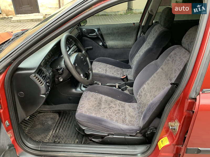 Універсал Opel Vectra 1998 в Львові