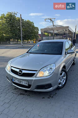 Седан Opel Vectra 2008 в Івано-Франківську