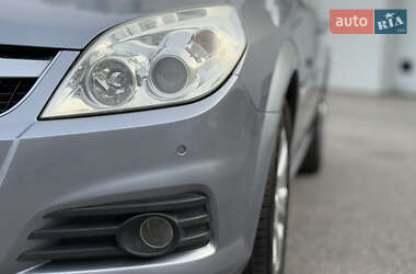 Ліфтбек Opel Vectra 2008 в 