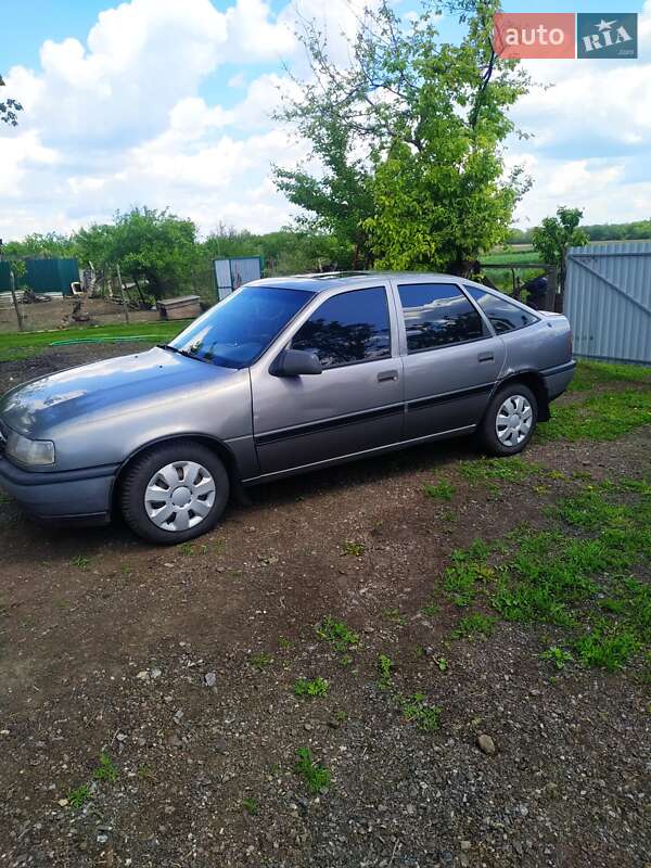 Лифтбек Opel Vectra 1991 в 