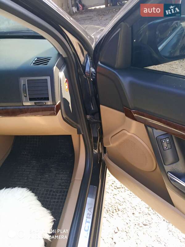 Универсал Opel Vectra 2004 в Николаеве