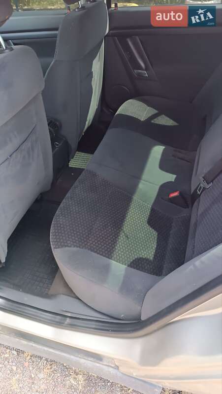 Седан Opel Vectra 2003 в Олександрівці