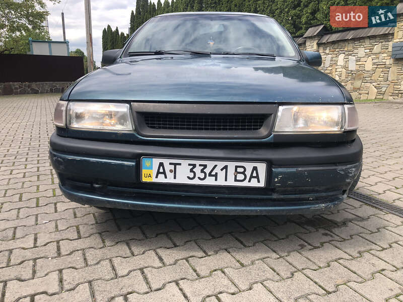 Седан Opel Vectra 1995 в 