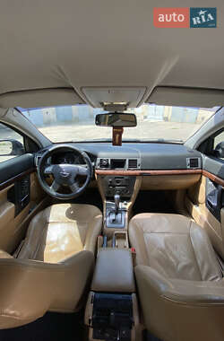 Седан Opel Vectra 2003 в 