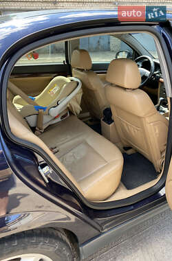 Седан Opel Vectra 2003 в 