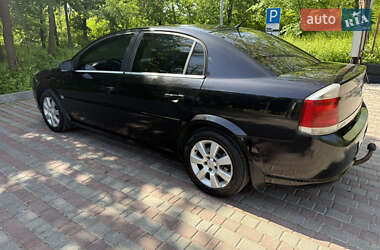 Седан Opel Vectra 2005 в 