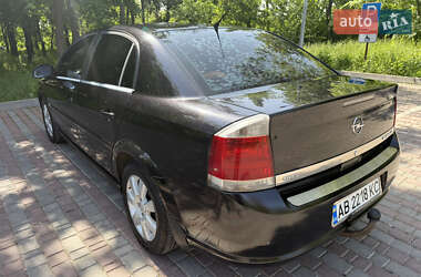 Седан Opel Vectra 2005 в 