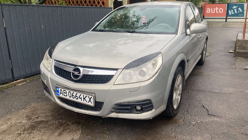 Седан Opel Vectra 2005 в 