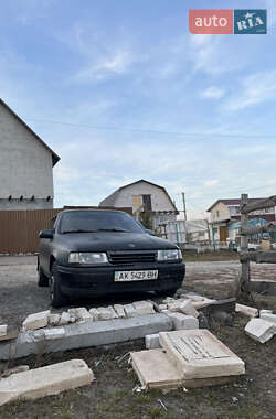 Седан Opel Vectra 1989 в Киеве