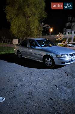 Седан Opel Vectra 2000 в 
