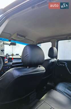 Седан Opel Vectra 2000 в 